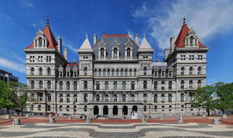 New York State Capitol, Photo by Matt Wade, Creative Commons, Wikipedia