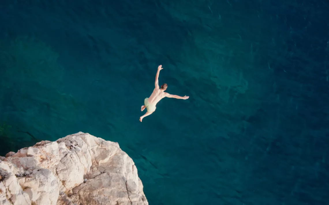 The world record height for cliff jumping was broken.