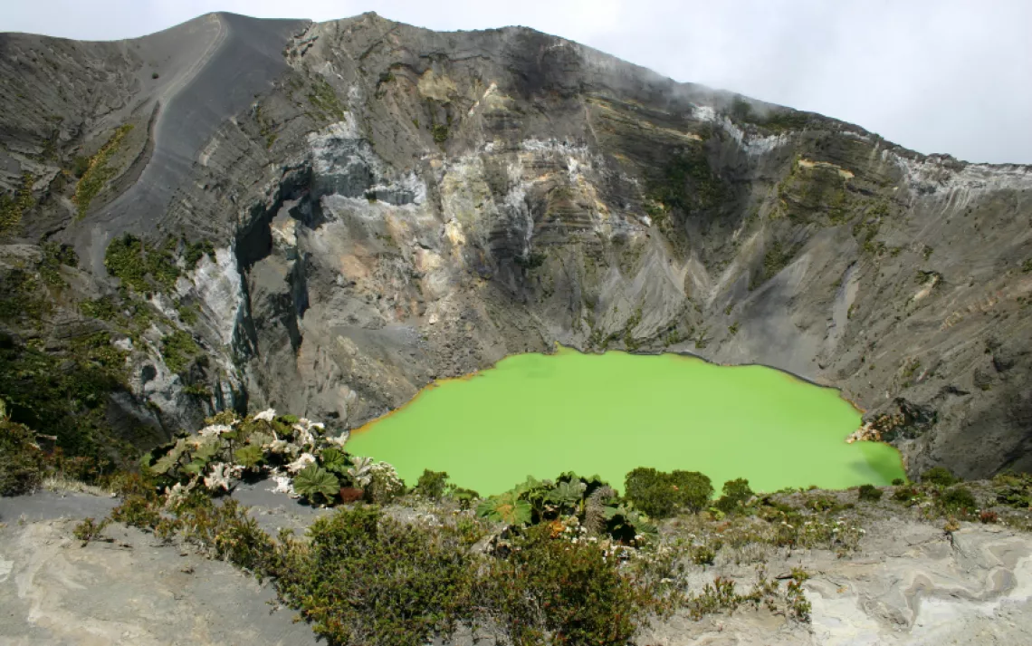 Green Crater Lake, Costa Rica