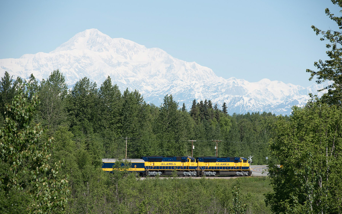 Rocky Mountaineer train in Moab