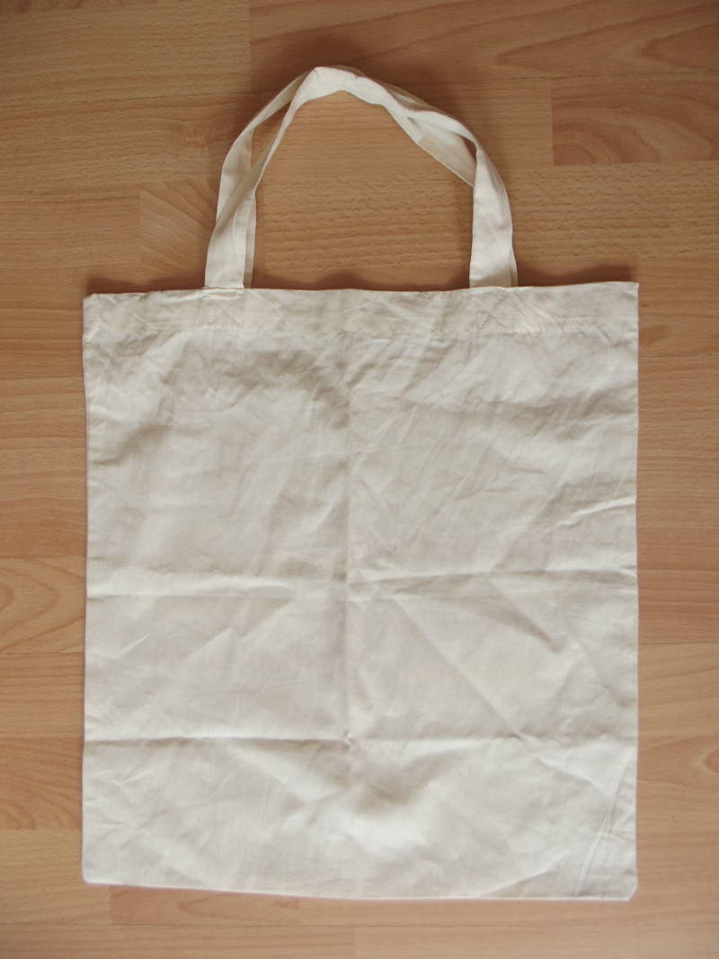 Choosing a Reusable Shopping Bag: What Materials are Best?