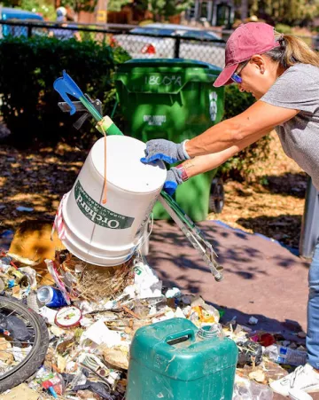 Trash cleanup