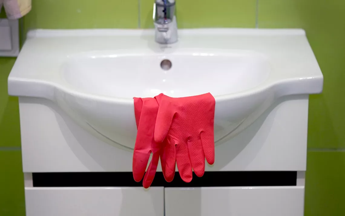 How to Handwash Your Clothes - The New York Times