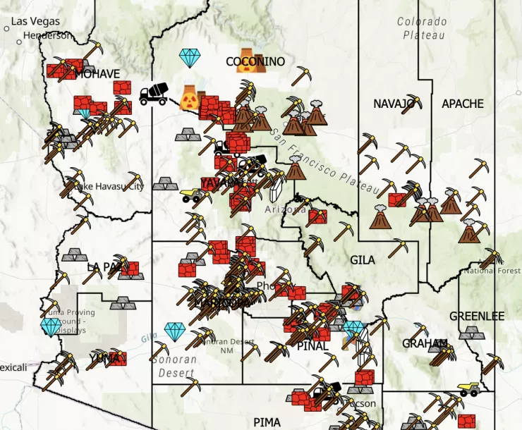 A map of Arizona depicting numerous mines across the state