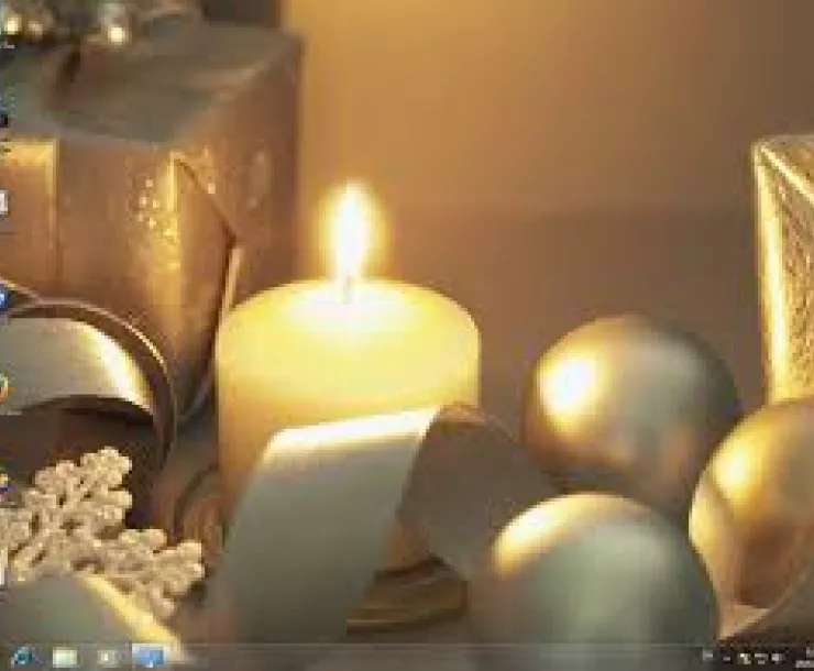 Holiday candles.jpg