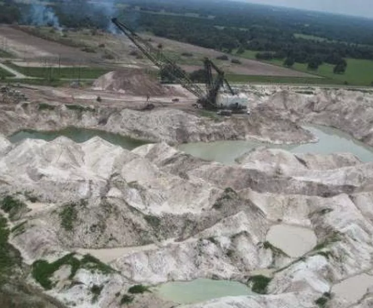 phosphate mining.jpg