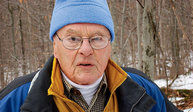 Snowshoer Willy Graf, 89.